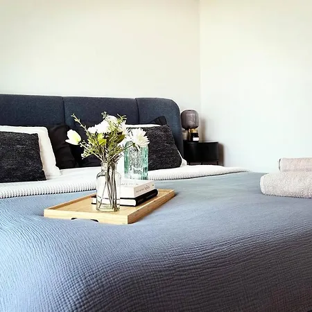 Brand New, Luxury & Spacious * アントウェルペン